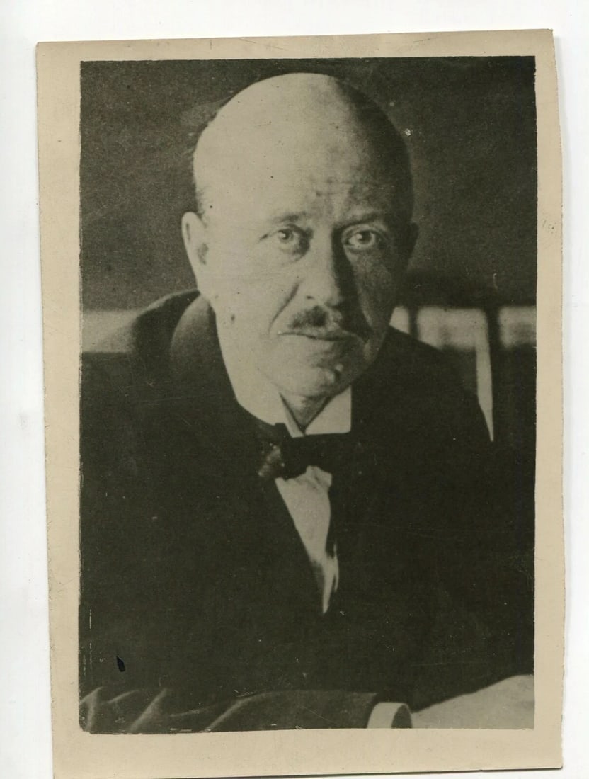 Vintage Photography Press Portrait Llyod Georges 1931 - 2