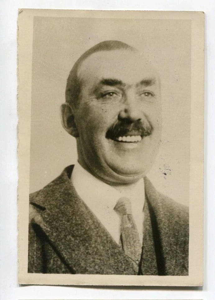Vintage Photography Press Portrait Llyod Georges 1931 - 6