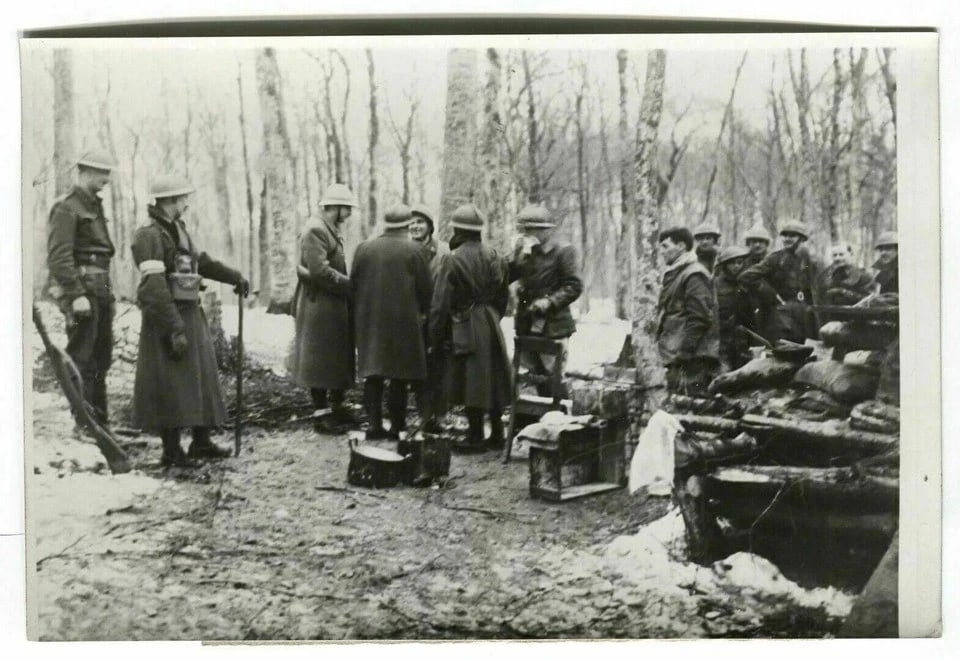 Vintage Photographs FRANCE PRESSE World War WWII x10 - 18
