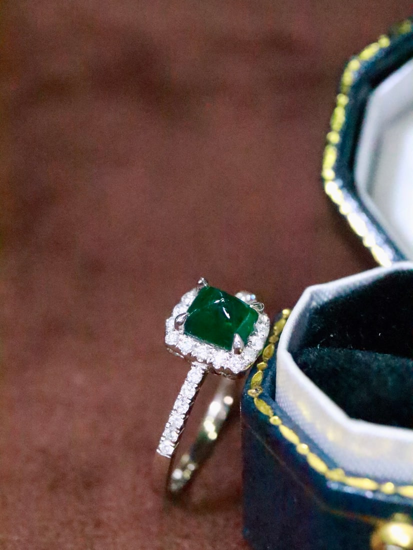 18K Gold Natural Emerald Ring - 2
