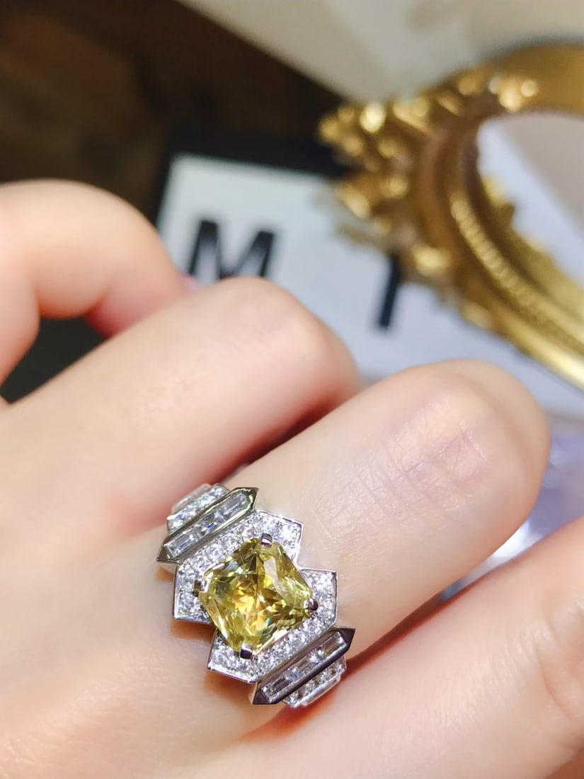 18K Gold Unheated Yellow Sapphire Ring - 5