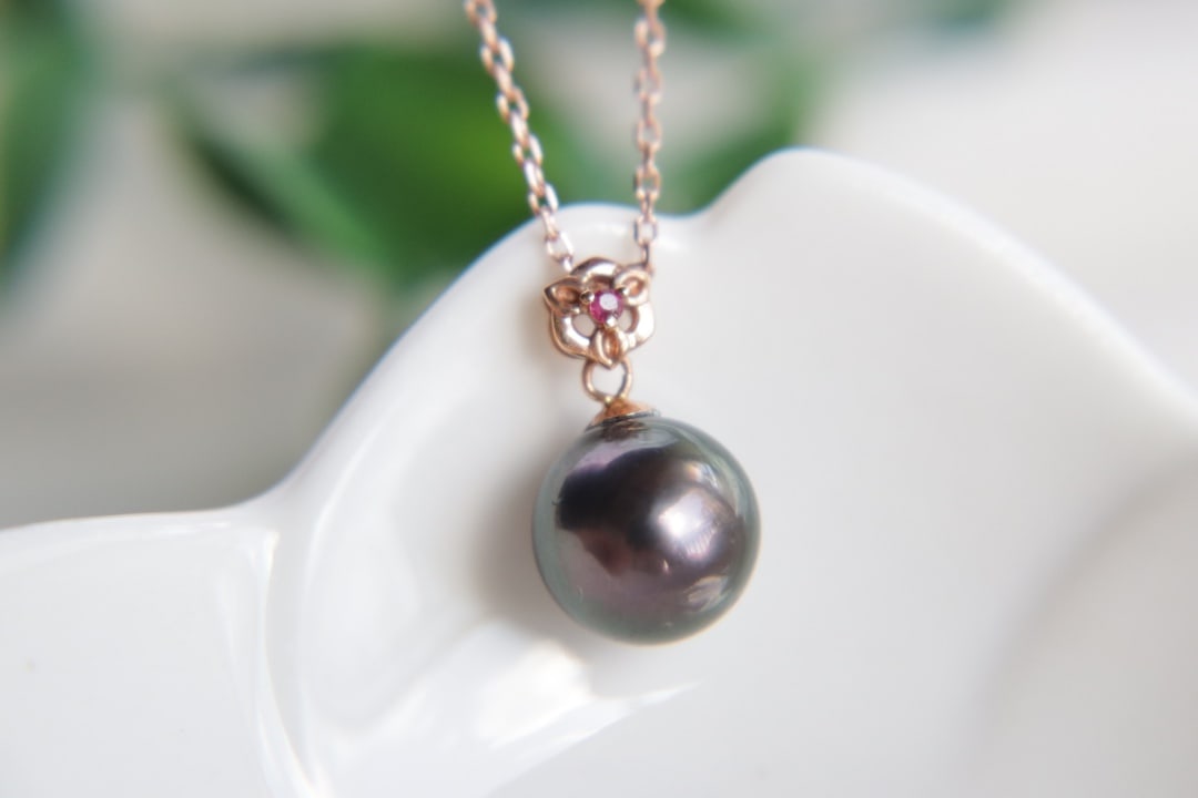 18K Gold Tahitian Pearl Pendant - 4