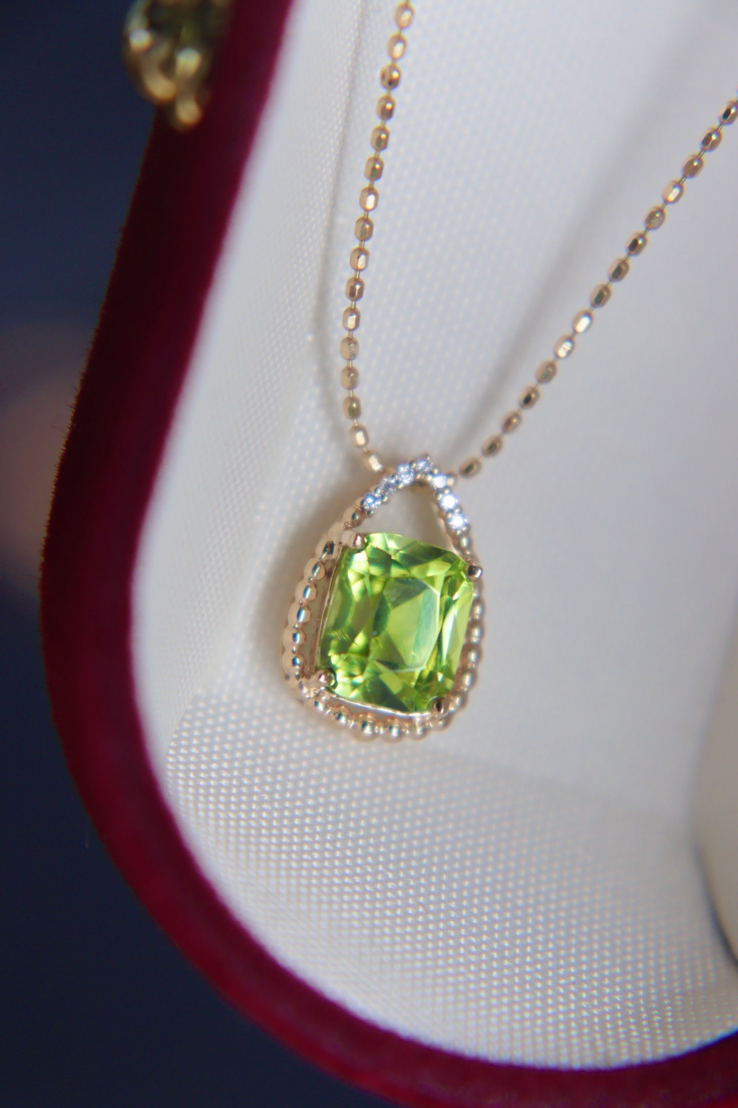 18K Gold Natural Peridot Pendant - 2