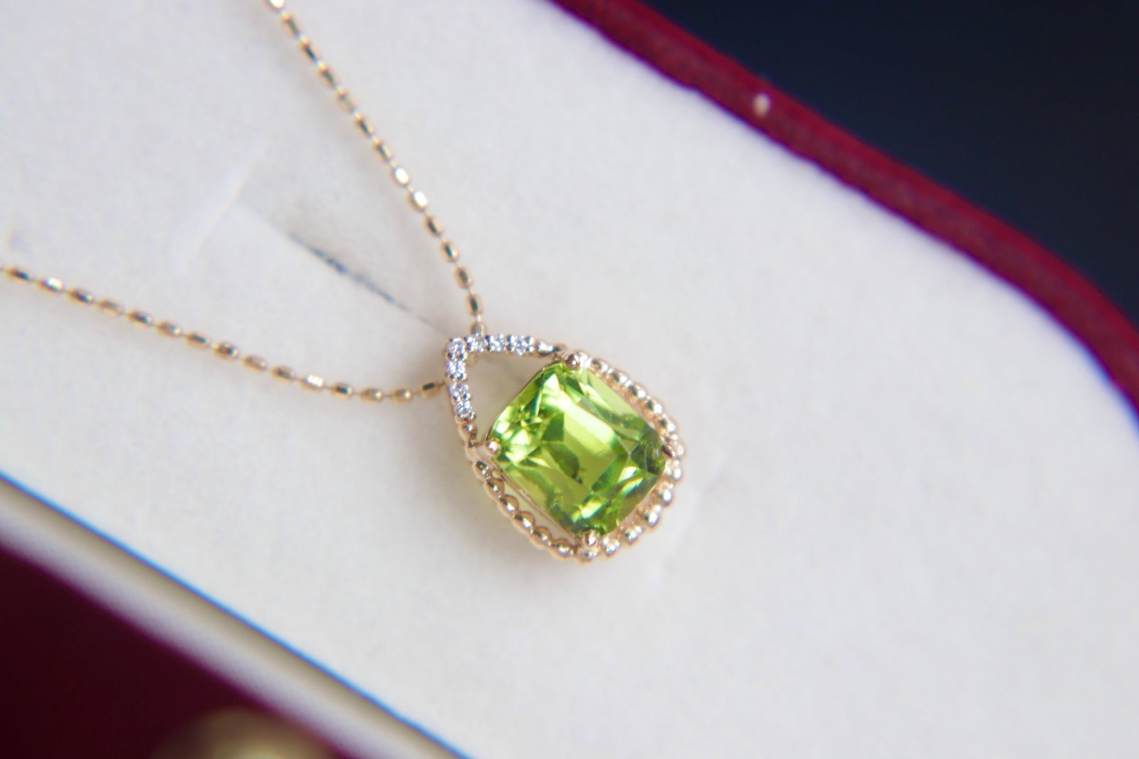 18K Gold Natural Peridot Pendant - 4