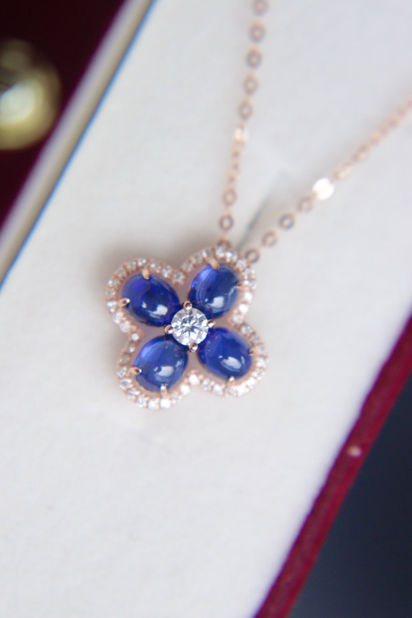 18K Gold Sapphire Diamond Necklace - 2