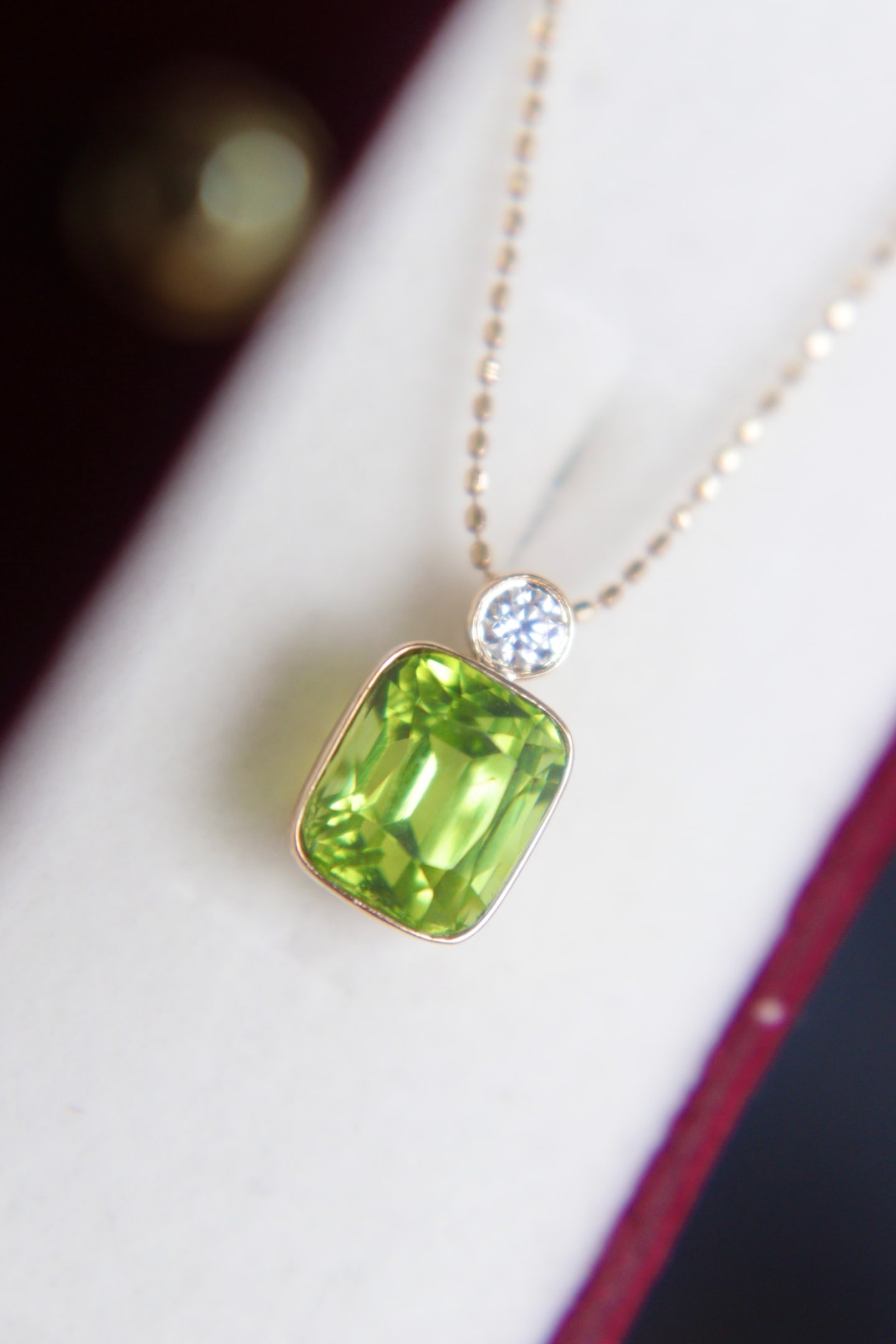 18K Gold Natural Peridot Pendant - 3