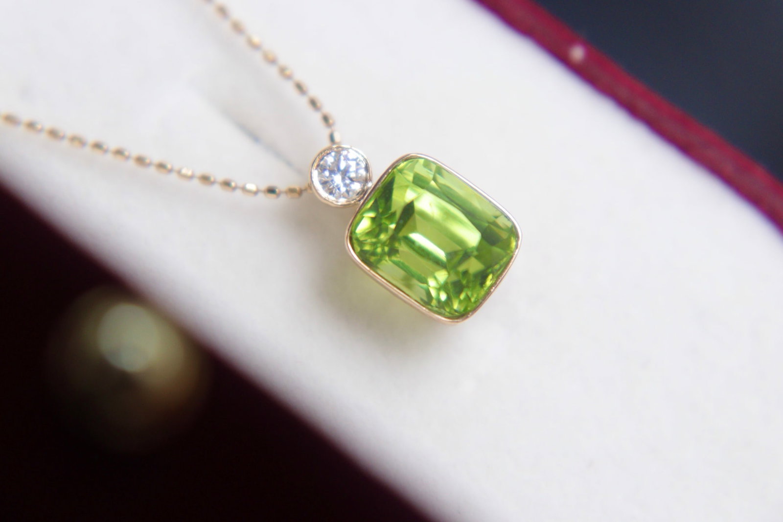 18K Gold Natural Peridot Pendant - 5