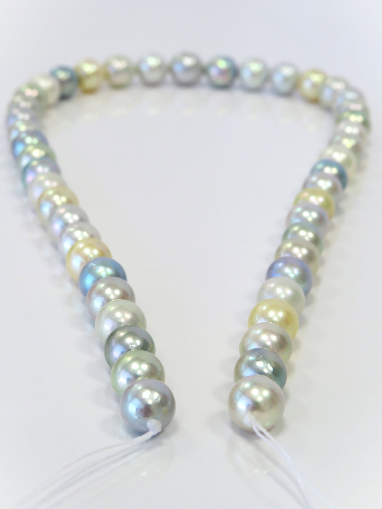 8-9mm Round/Near-Round Multi-Color Blue/White/Golden Akoya Pearl Necklace Strand - 3
