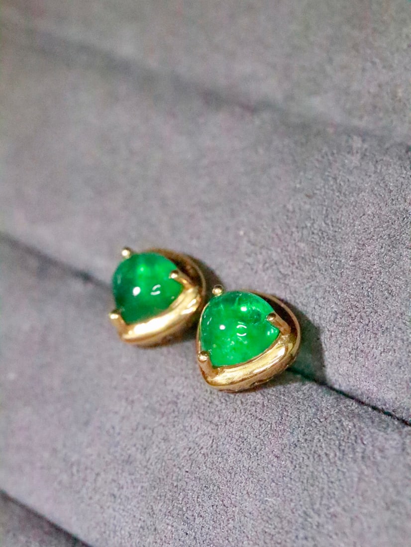 18K Gold Emerald Earrings - 2