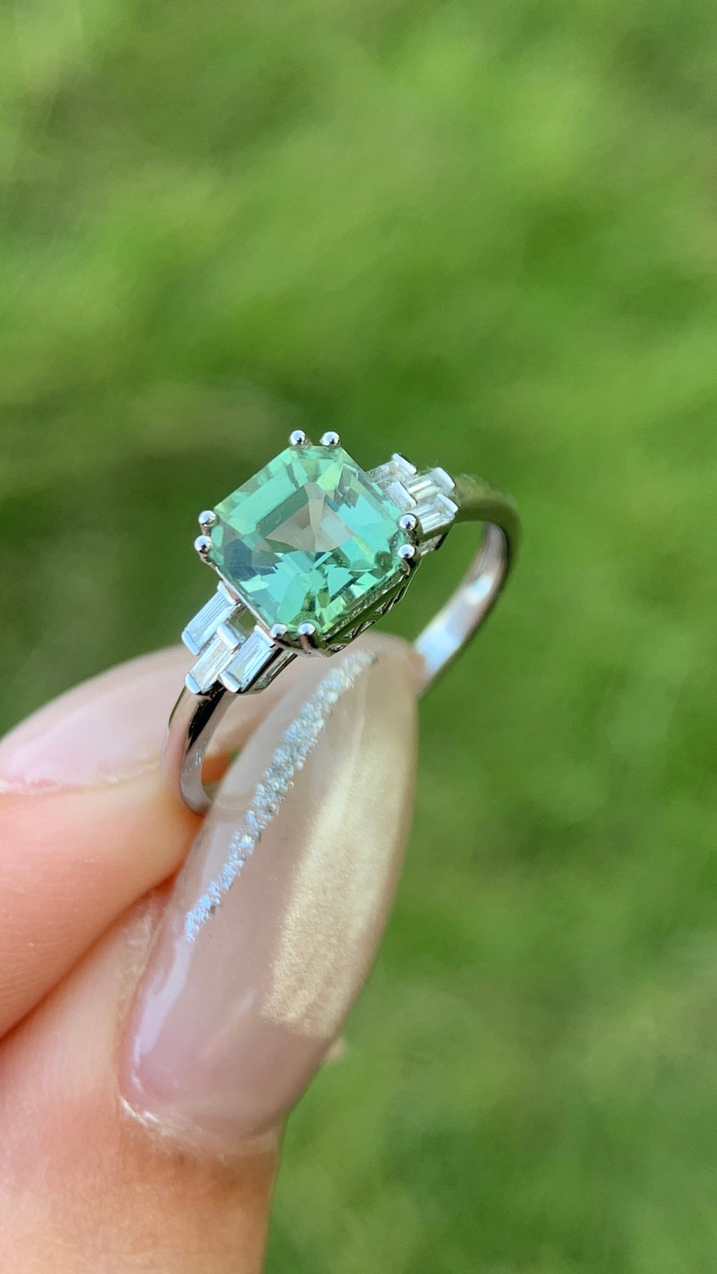 18K Gold Green Tourmaline Ring - 7