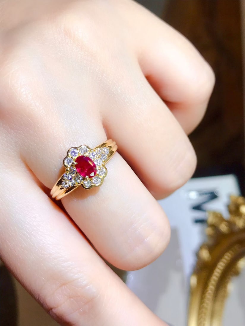 18K Gold Vivid Ruby Ring - 4