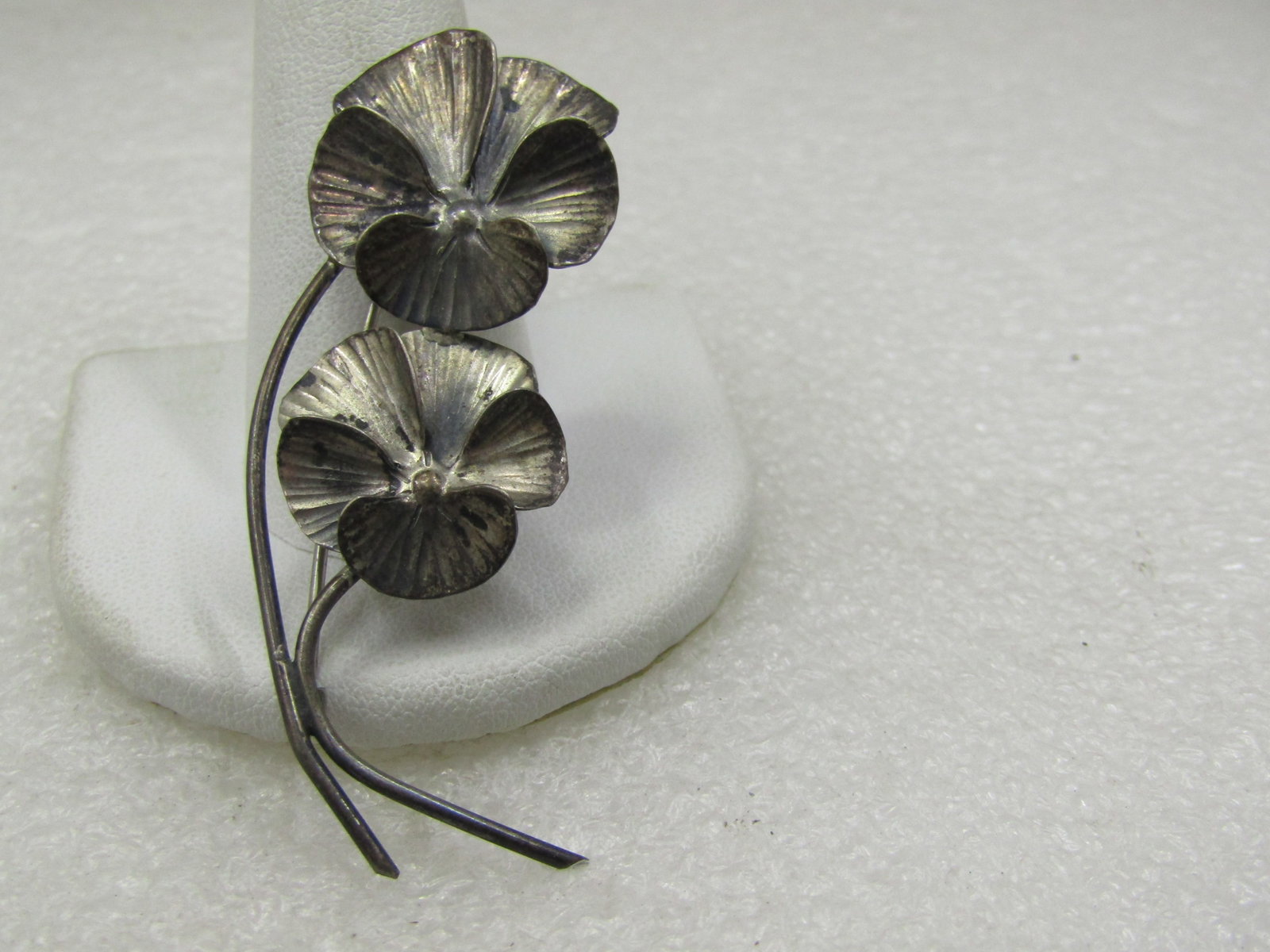 Vintage Sterling Pansy Brooch sigined Stuart Nye, 2.25" - 2