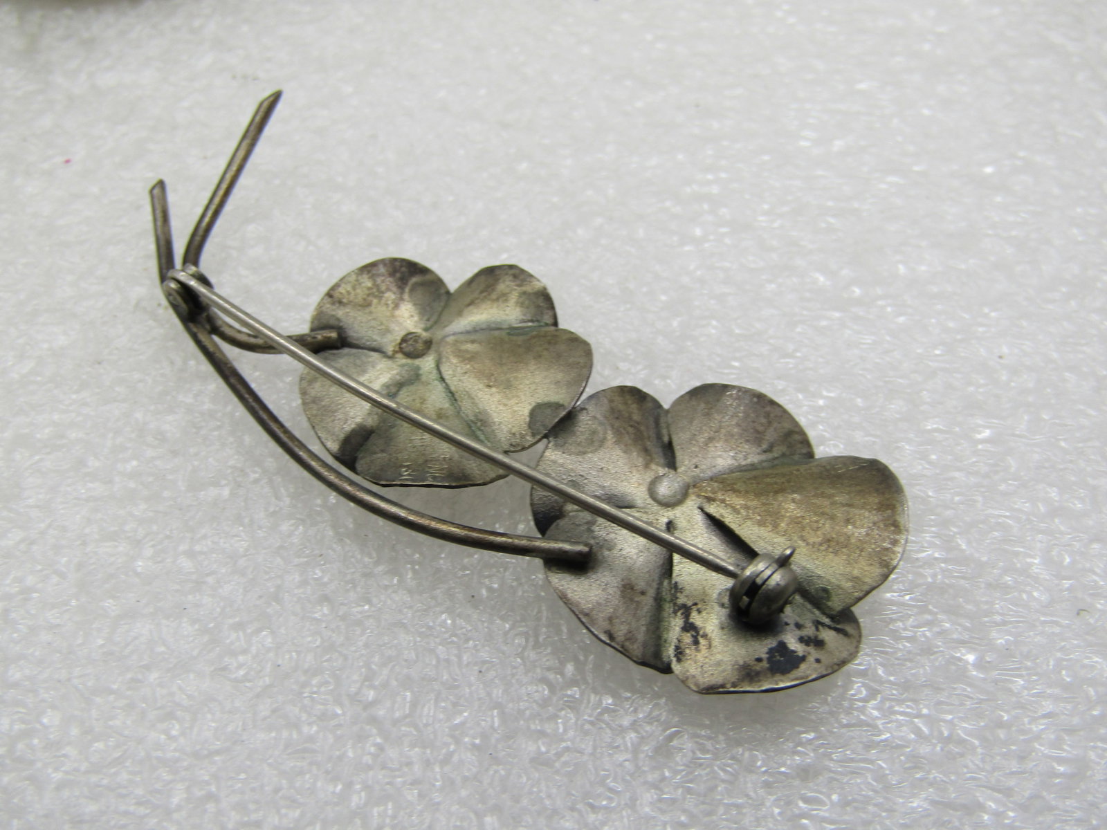 Vintage Sterling Pansy Brooch sigined Stuart Nye, 2.25" - 6