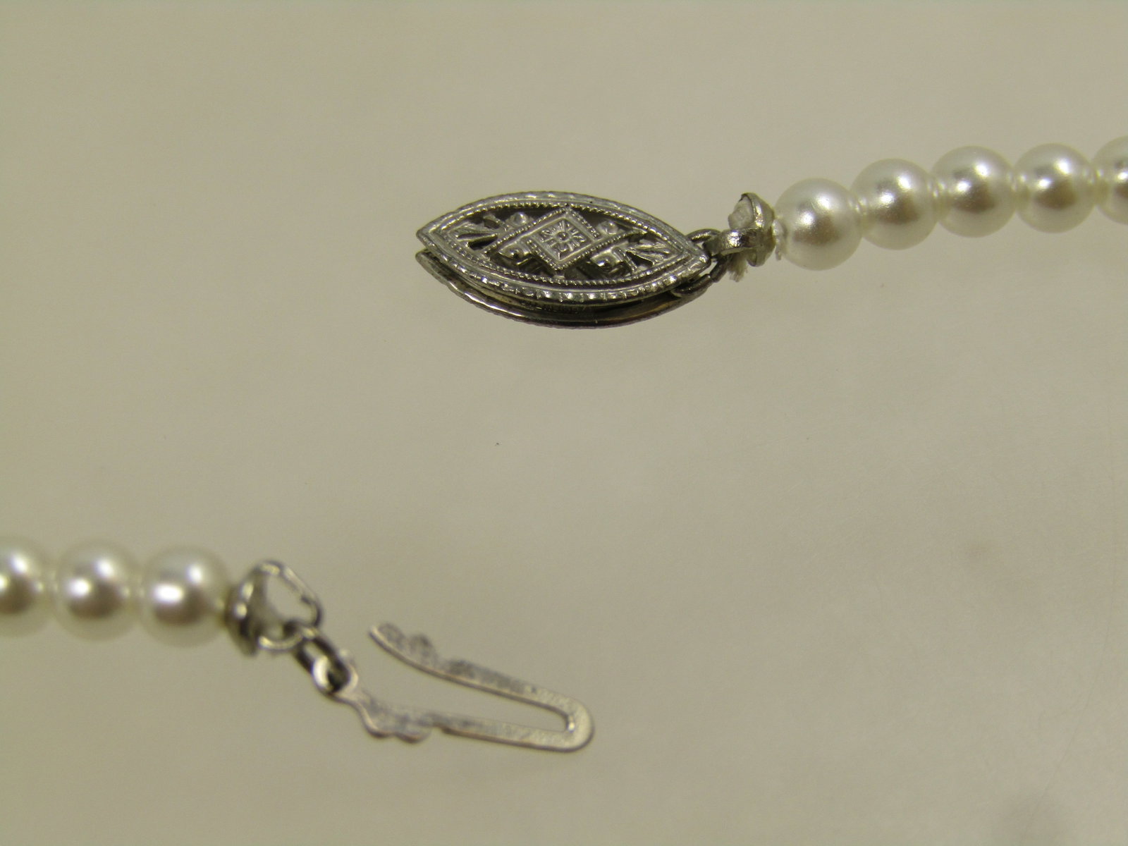 Vintage Graduated Pearl Necklace, Sterling Filigree Box Clasp, 18" Signed G, 1970's-1980's . - 6