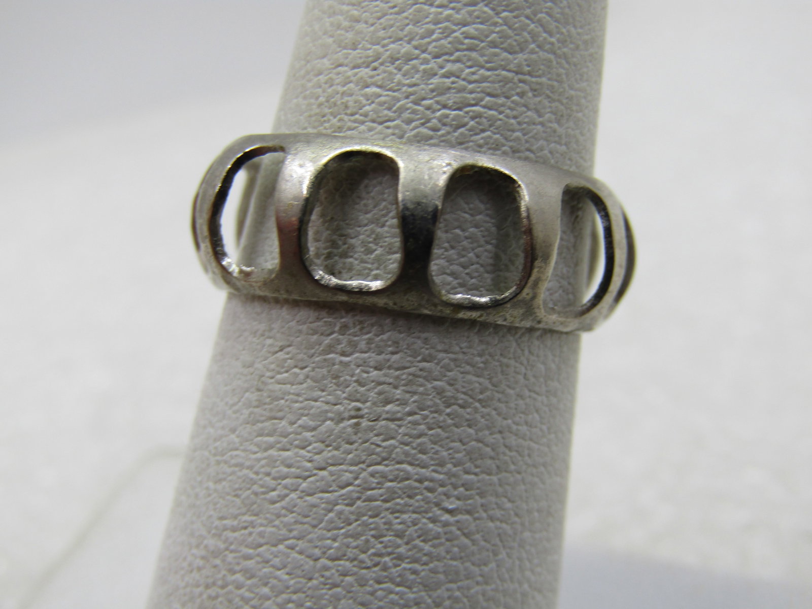 Vintage Sterling Open Oval Band Ring, Sz. 7. - 2