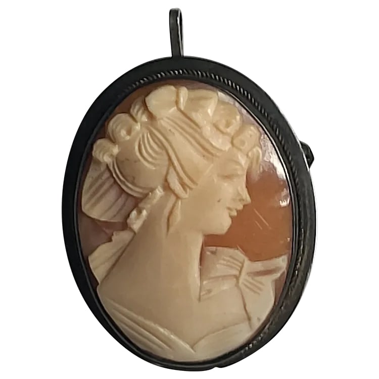 Vintage Sterling Silver Hand-Carved Shell Cameo Pin/Brooch (1 of 6)