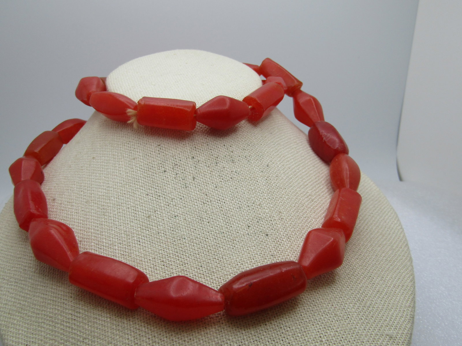 Vintage 30" Coral Plastic Beaded Necklace, 1940's-1950's - 2