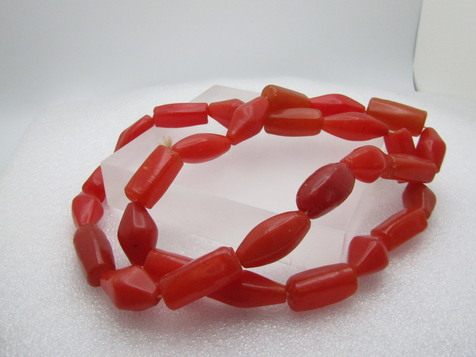 Vintage 30" Coral Plastic Beaded Necklace, 1940's-1950's - 5