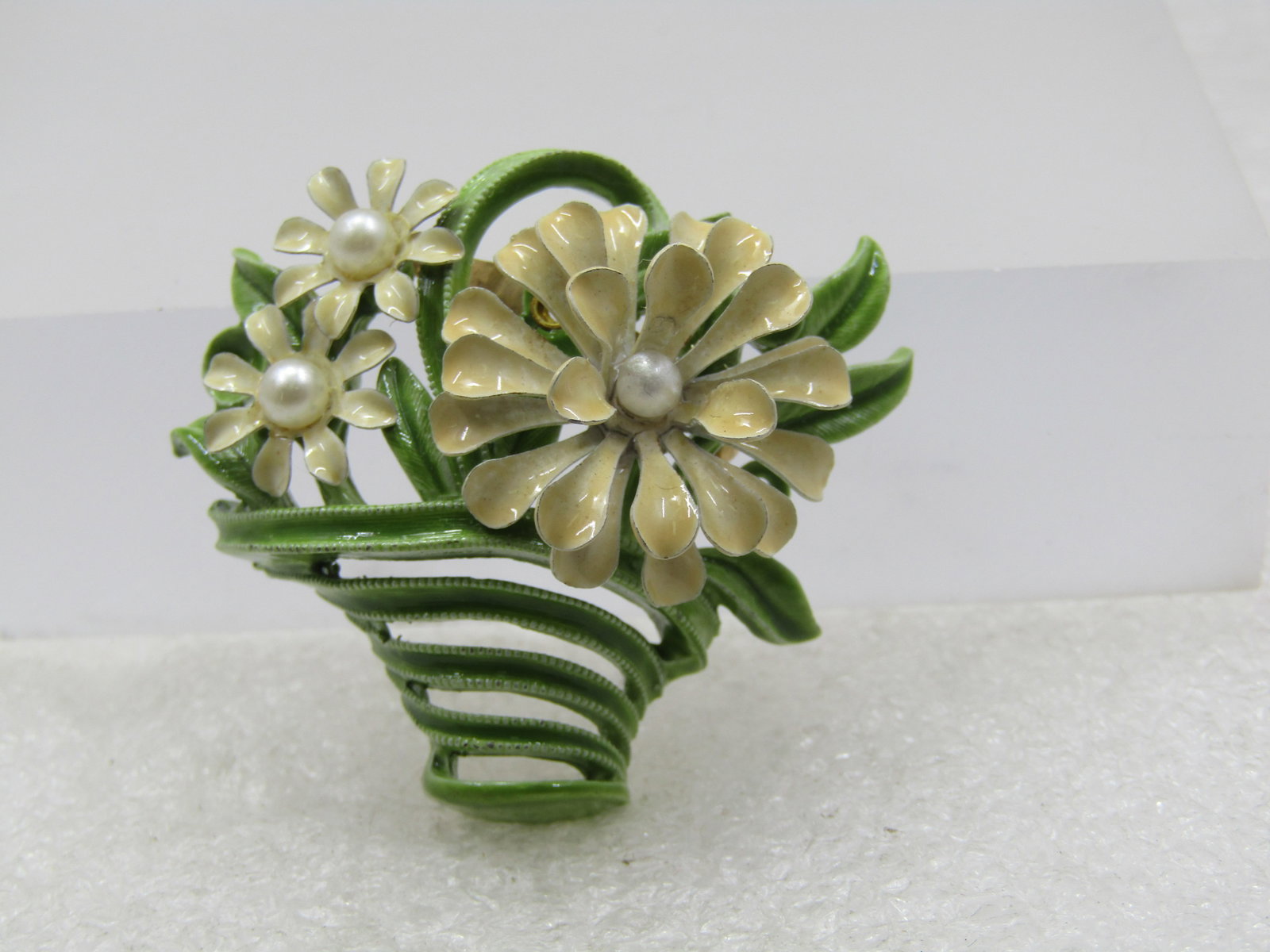 Vintage Enameled Flower Basket & Flowers Brooch, 1940's-1960's - 2