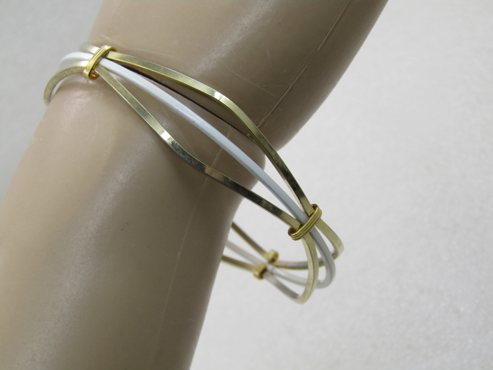 Vintage White Enameled & Gold Tone Bangle Bracelet, 7.5"m 1960's - 6