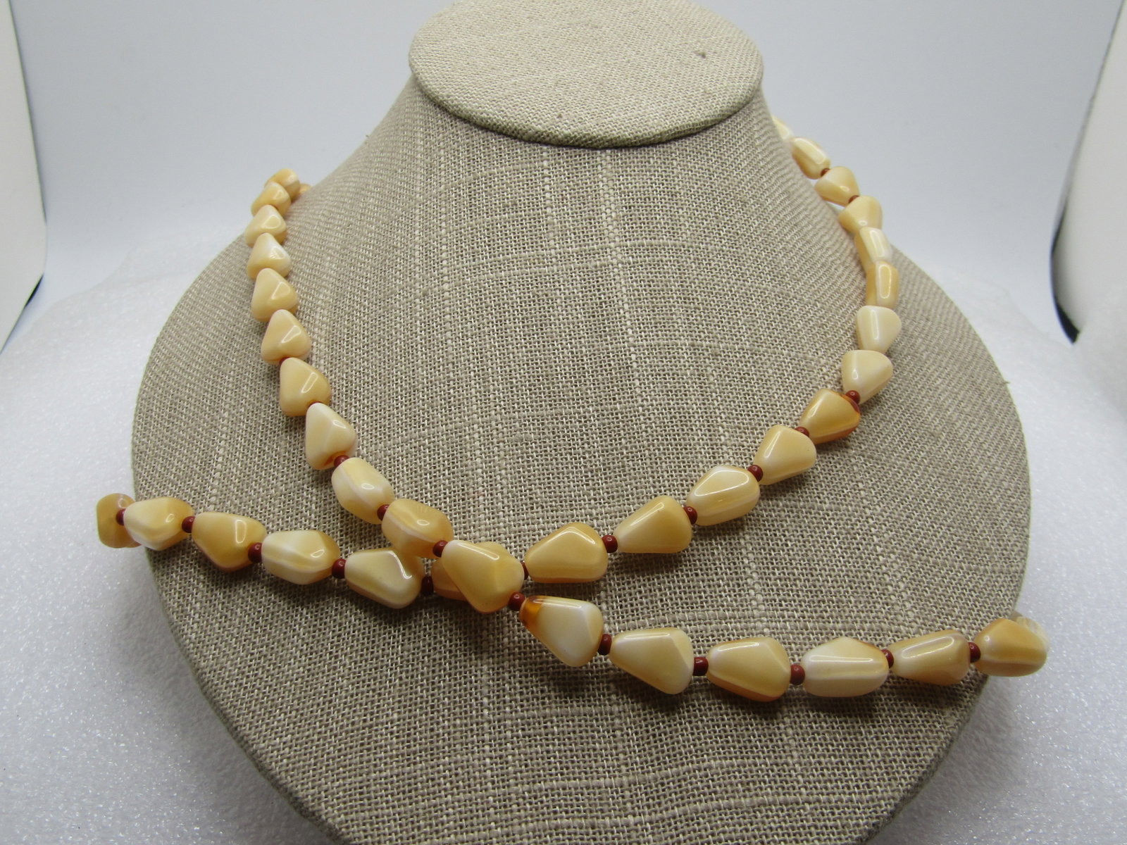 Vintage Double Strand Tan Glass Beaded Necklace, 21", 1950's-1960's - 3