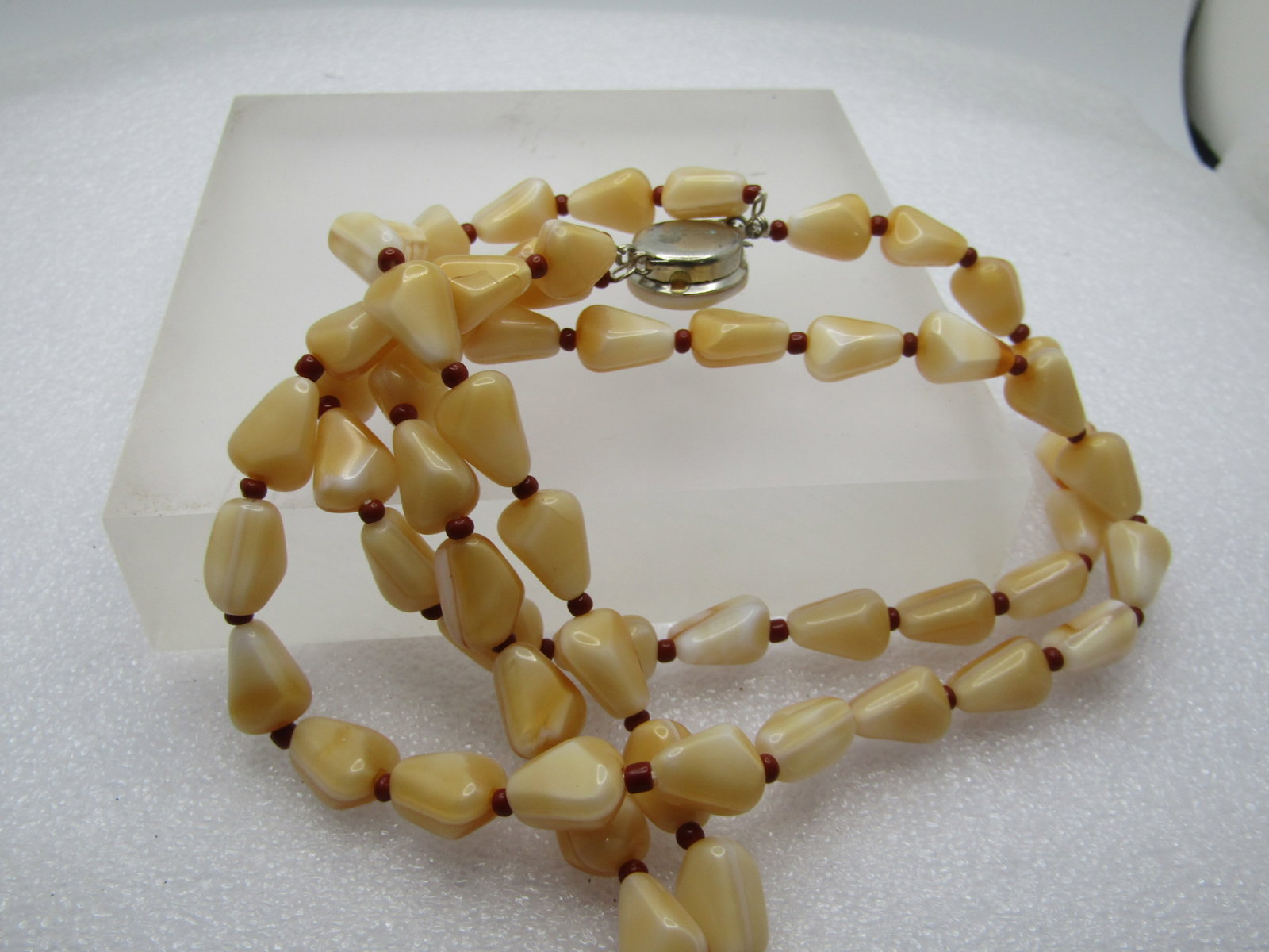 Vintage Double Strand Tan Glass Beaded Necklace, 21", 1950's-1960's - 6