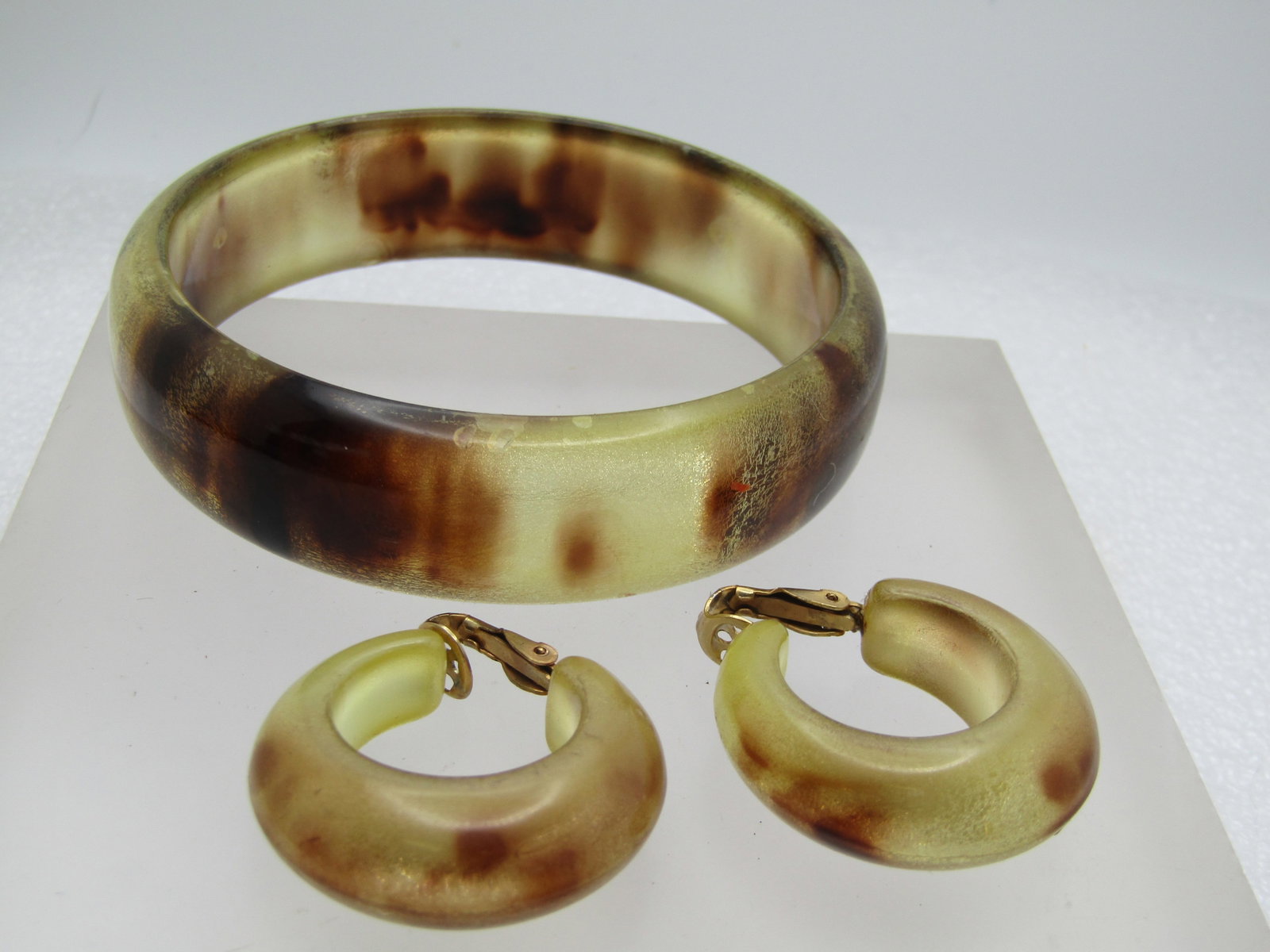 Vintage Yellow & Brown Bangle Bracelet & Clip Earrings, 1960's-1980's - 2
