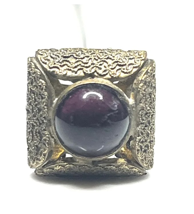 Vintage Amethyst Cabochon Hatpin - 3
