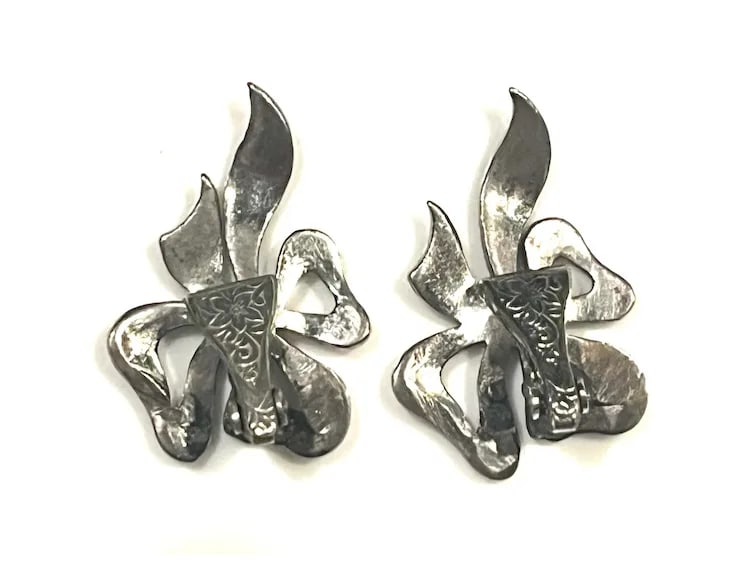 Vintage Marcasite Ribbon Clip Earrings - 4