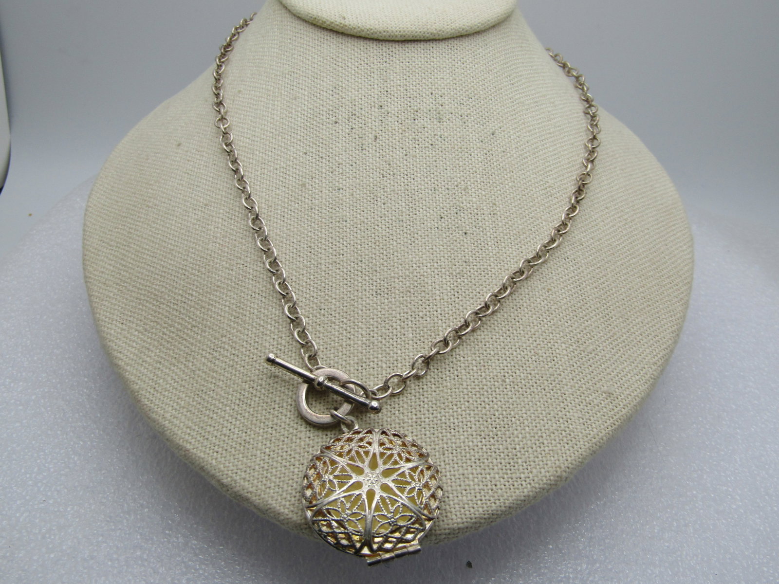 Vintage Locket Necklace, 18", Toggle Clasp, 1980's-1990's - 2