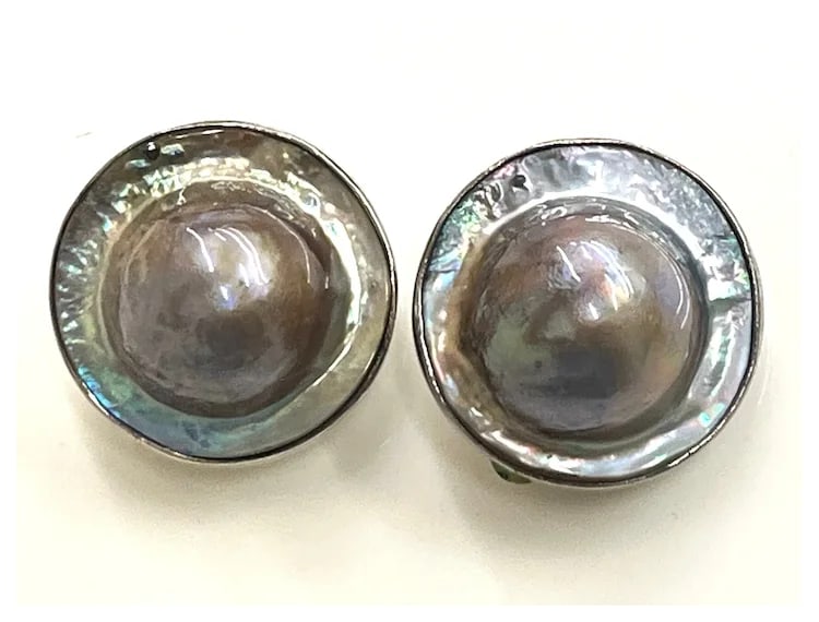 Vintage Mabe Blister Pearl in Shell Sterling Silver Clip-on Earrings - 2
