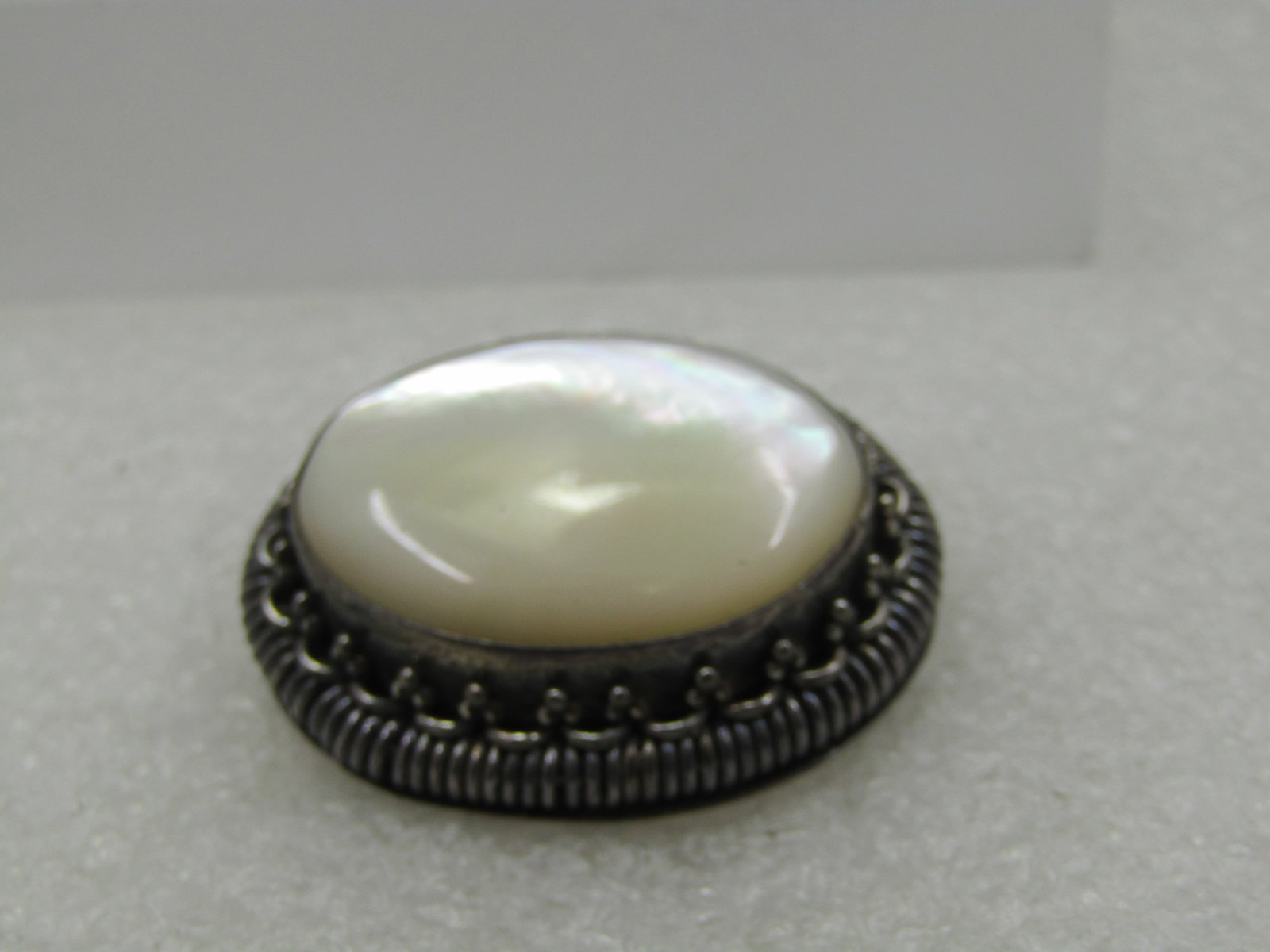 Vintage Sterling Mother-of-Pearl Brooch, Signed Suarti, 1.5", Bali Style - 2