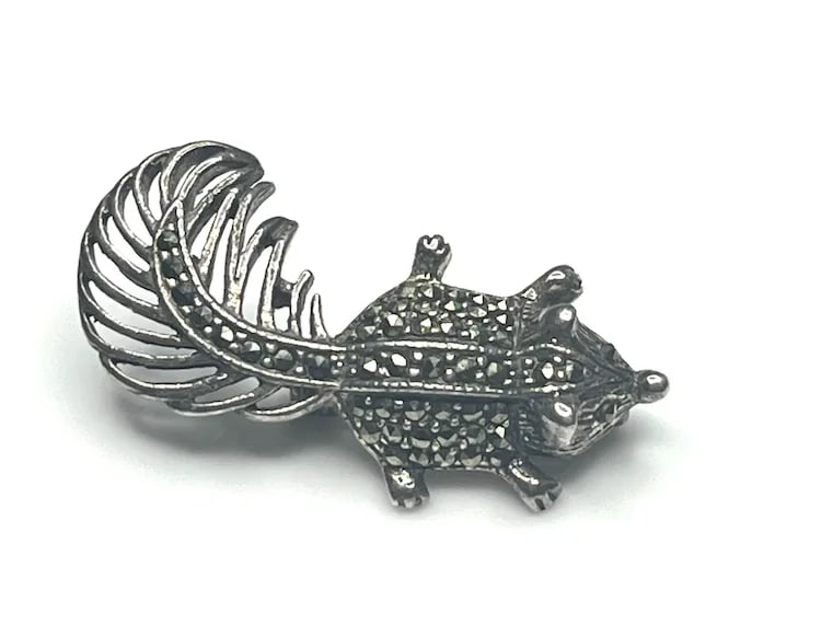 Vintage Sterling Silver and Marcasite Squirrel Brooch/ Pin - 4
