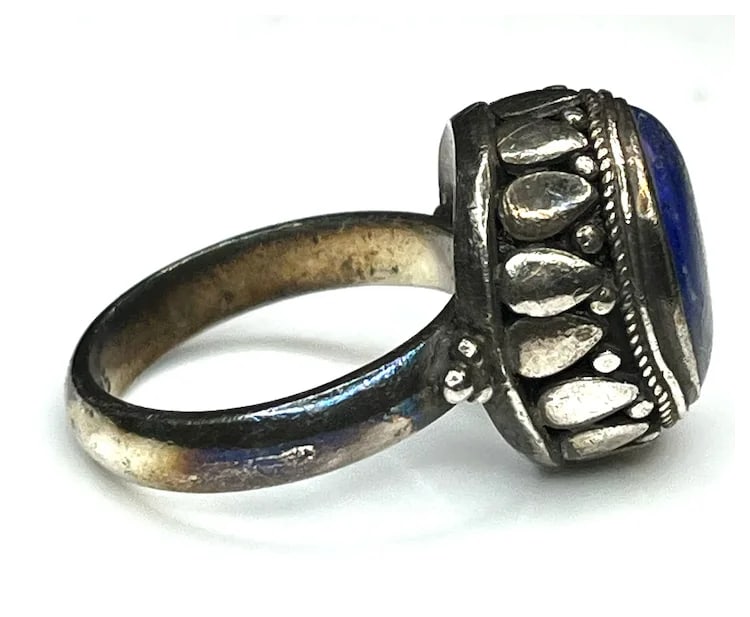 Vintage Sterling Silver Lapis Lazuli Ring - 6