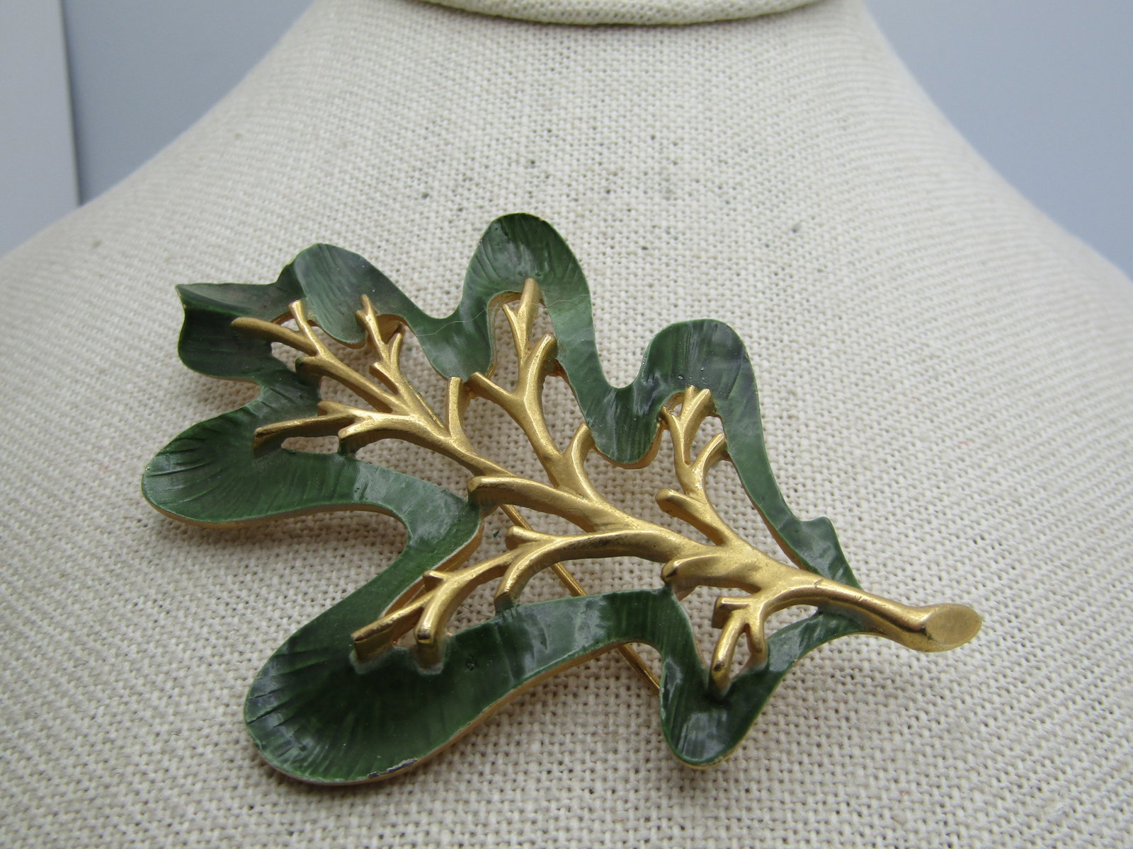 Vintage Green Enameled Leaf Brooch, Sarah Coventry, 1960's-1970's - 2