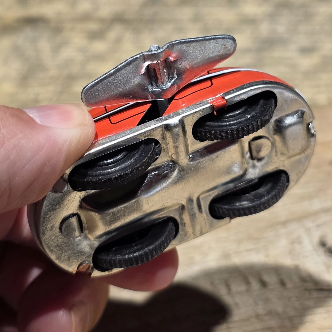 Tin Litho Wind-Up Toy Mechanical Car - 3