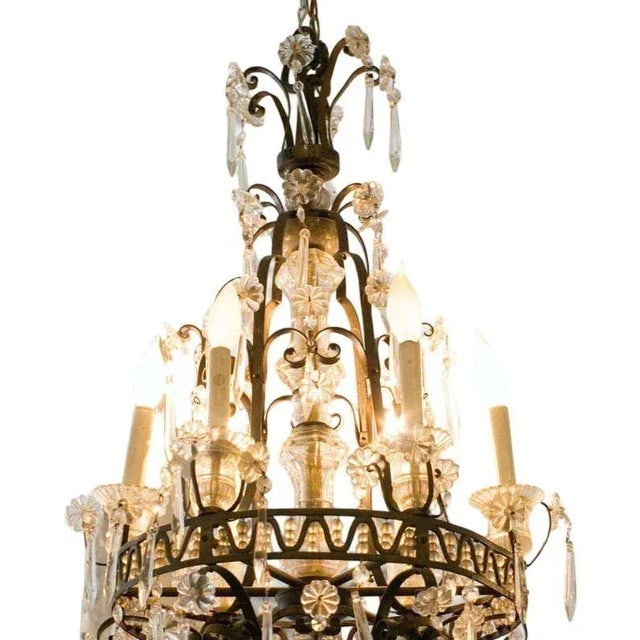 1900s Louis XVI Revival Style French Crystal and Bronze Chandelier - 4