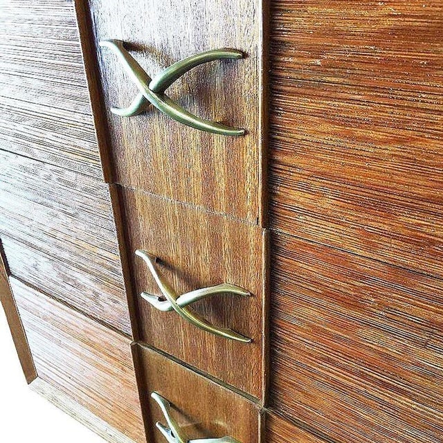 1940s Restored Mid-Century Paul Frankl Combed Wood Chest of Drawers for Brown Saltman, Attributed - 7
