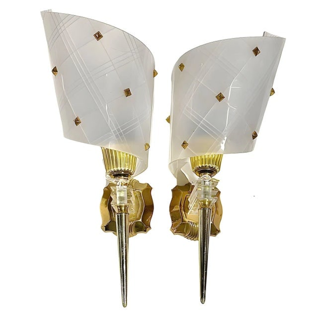 Set of 3 French MCM Brass & Lucite Wall Sconces by Pierre Guariche for Luminaires - 2