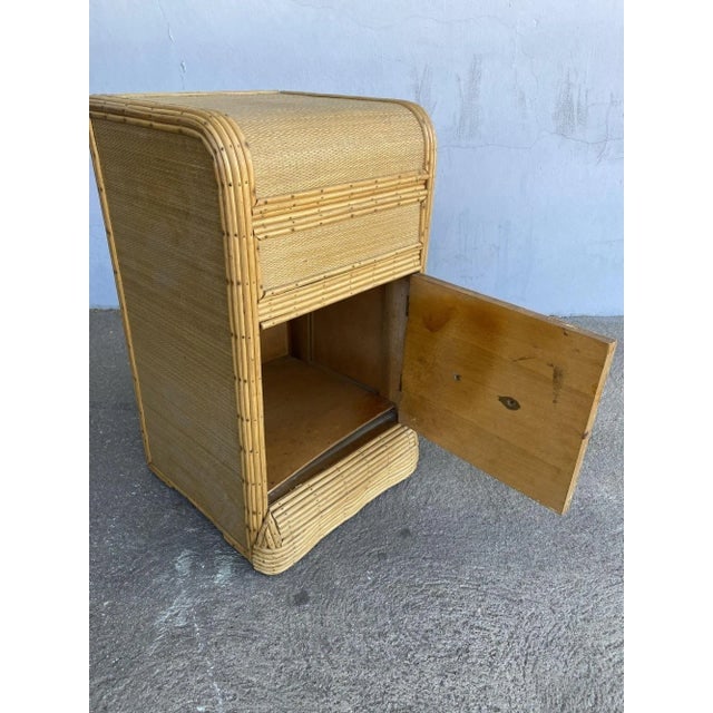 1930s Restored Streamline Grass Mat Covered Reed Rattan Bedside Table - 3