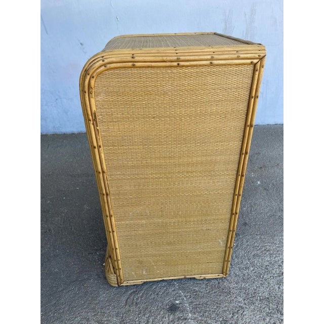 1930s Restored Streamline Grass Mat Covered Reed Rattan Bedside Table - 4