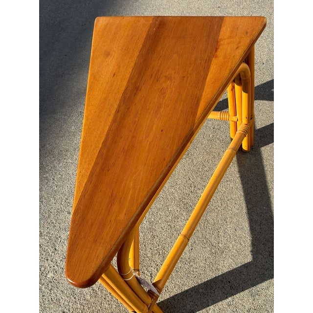 Mid 20th Century Restored Rattan Corner Wedge Table With Mahogany Tabletop - 7