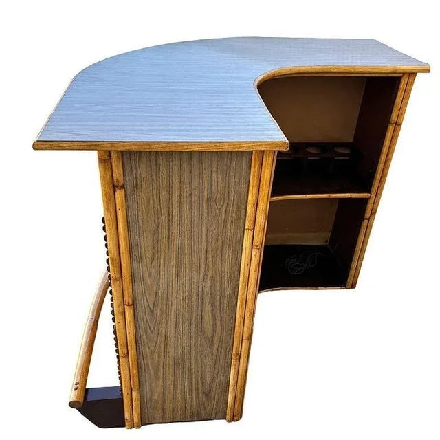 1950s Restored Horizontal Stacked Restored Rattan L-Shaped Corner Bar W/ Foot Rest - 3