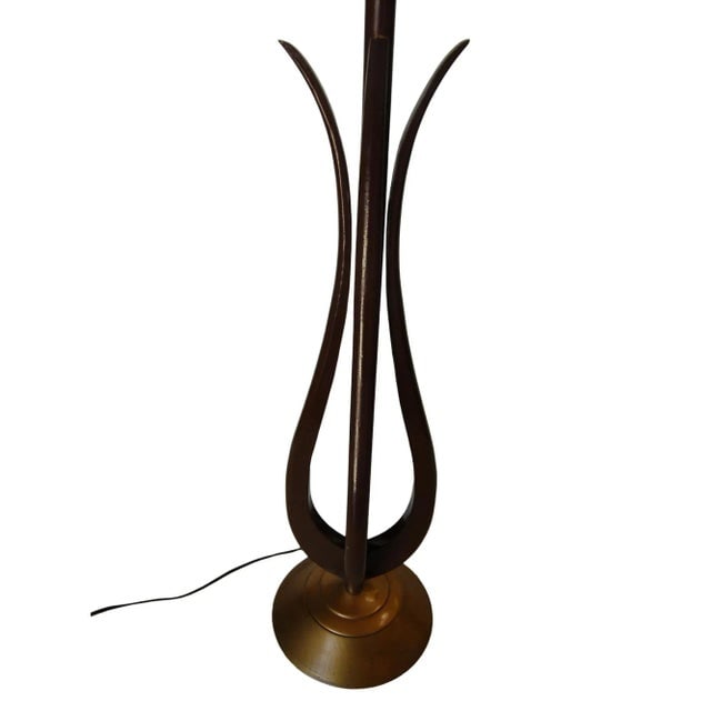 1960s Modernist Harp Shaped Sculptural Walnut and Brass Tone Table Lamp, Pair - 2