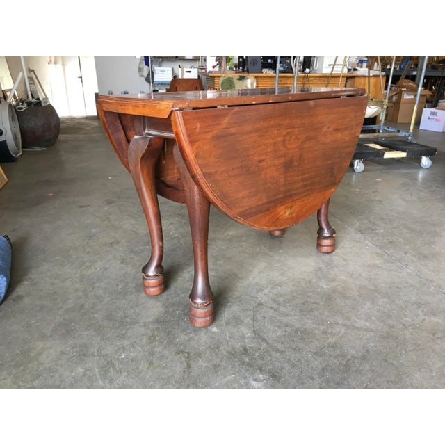 Early American 18th Century Drop-Leaf Mahogany Dining Table - 3