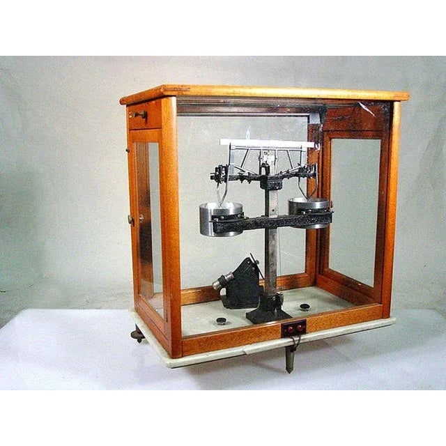 1960 Double-Deck Precision Analytical Balance by Galileo Sartorius in Glass Case - 3