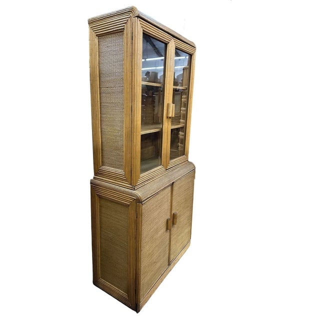 1930s Restored Art Deco Stick Rattan & Grass Mat China Cabinet/Etagere - 2