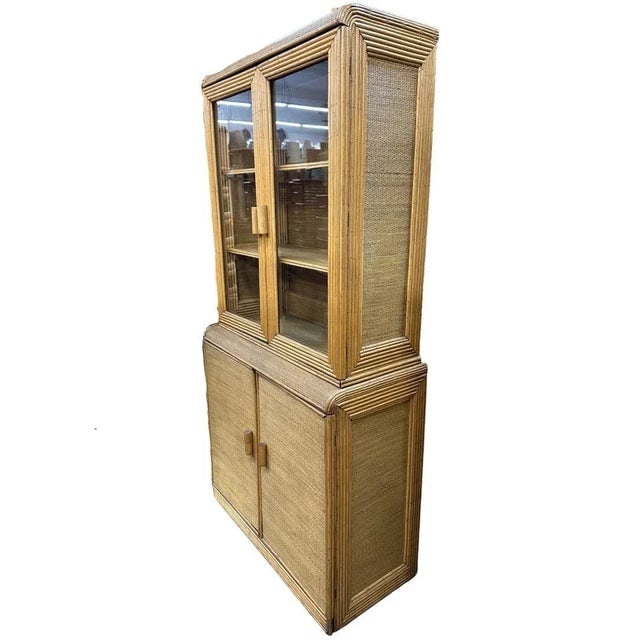 1930s Restored Art Deco Stick Rattan & Grass Mat China Cabinet/Etagere - 3