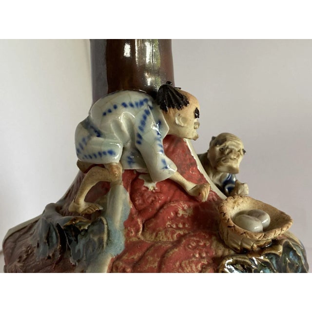Late 19th Century Inoue Ryosai II Japanese Sumida Ware Vase With Two Men on Rocky Ledge - 6