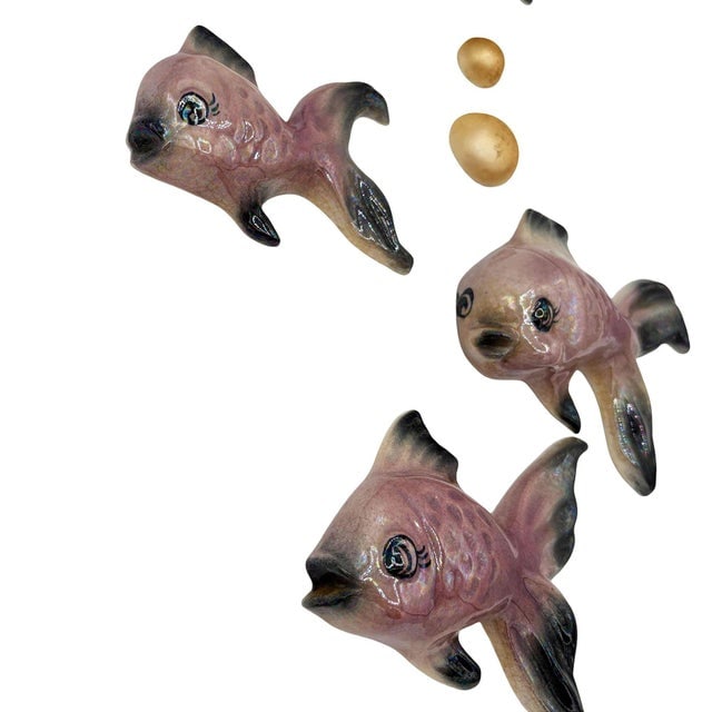 1950s MCM Ceramic Angel Fish With Bubbles 8 Piece Wall Sculpture Set by Ceramicraft - 3